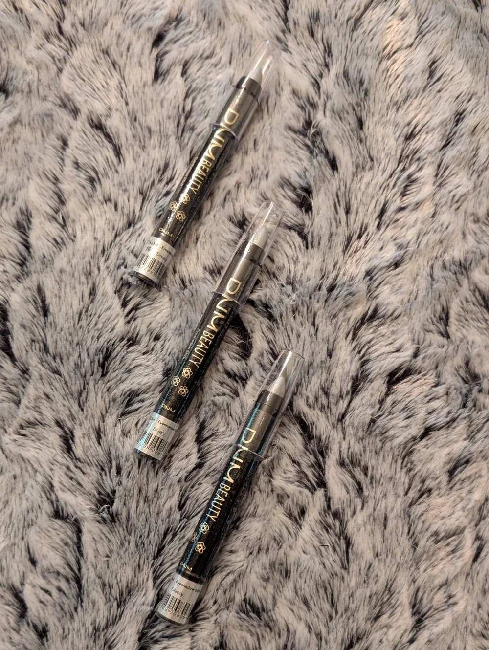 Eyeshadow Crayon - Silvery Shade